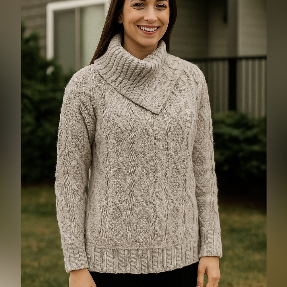 Blarney Aran‎ wool tan cowl neck sweater women’s size large